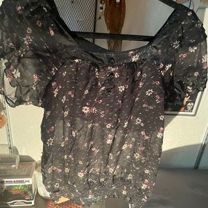 Black floral top